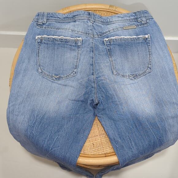 Democracy Jeans Straight Leg Faded Light Wash Denim Crochet Trim Women's size 6 - Picture 4 of 8